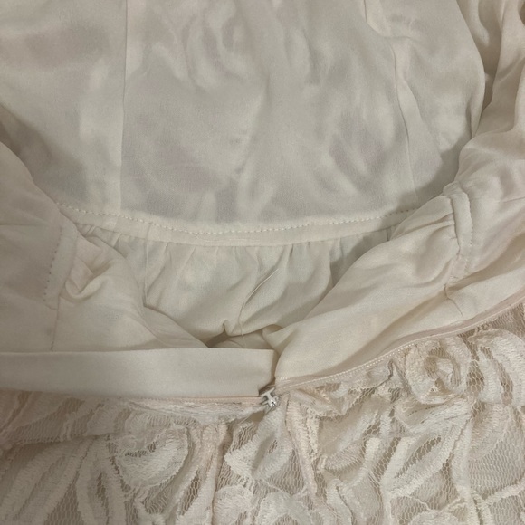 H&M Divided Off-White Dress with Lace - Size 4 US - Picture 4 of 7